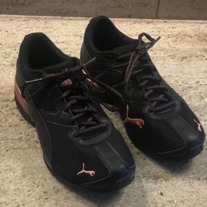 Like New! Pink & Black Puma Sneakers